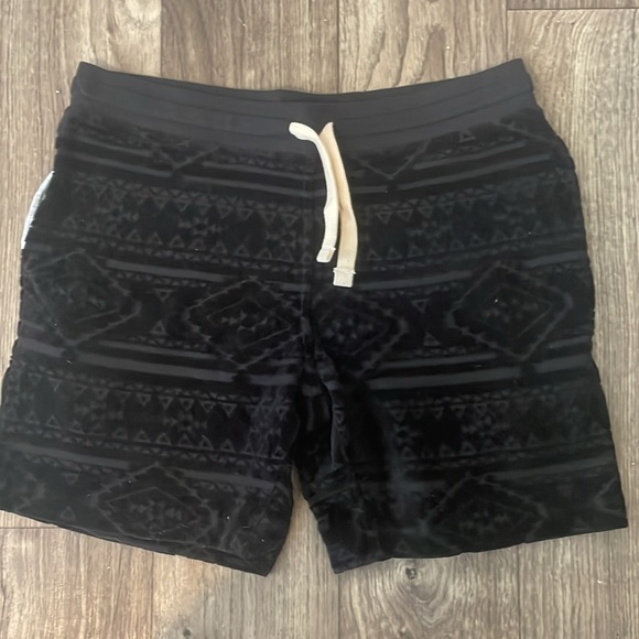 Chubbies Shorts | “The Crop Circles” | 7” velour shorts. - Picture 2 of 5